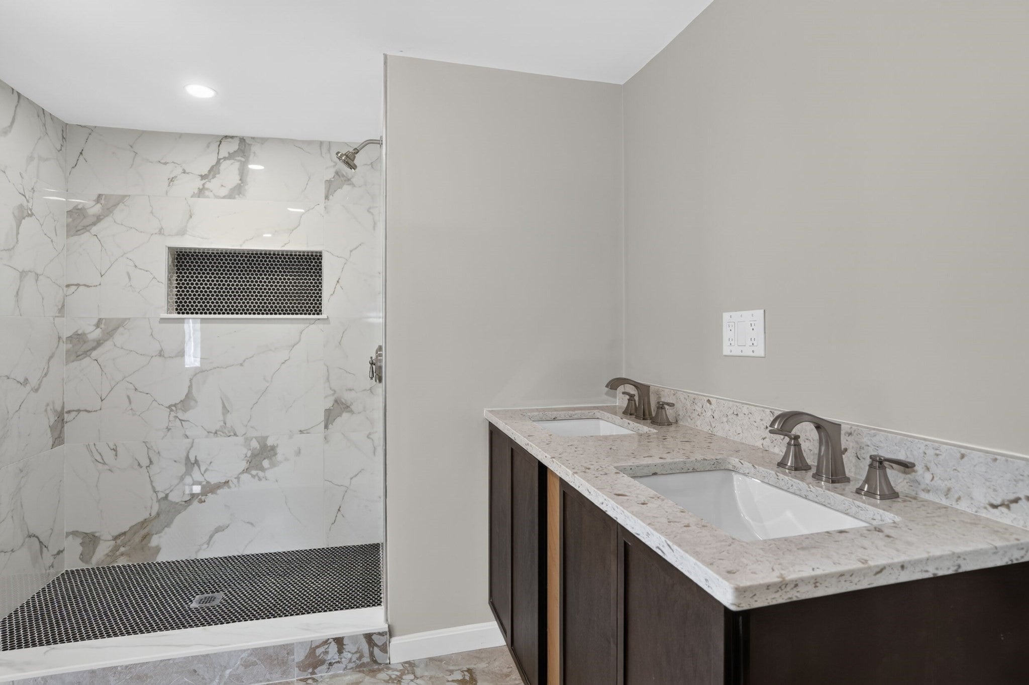 417 Bigelow Street, Marlborough, MA Photo #12
