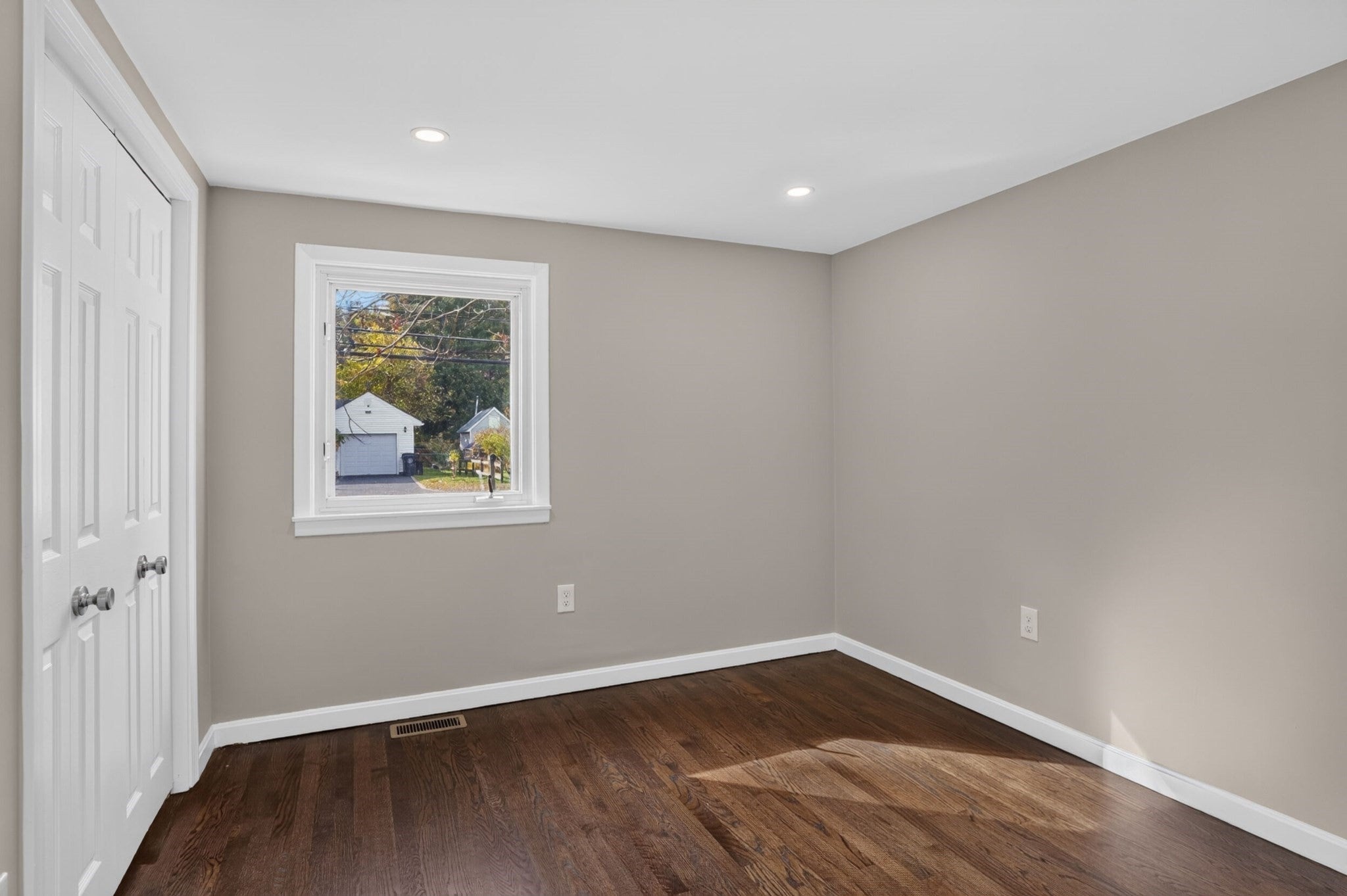 417 Bigelow Street, Marlborough, MA Photo #15