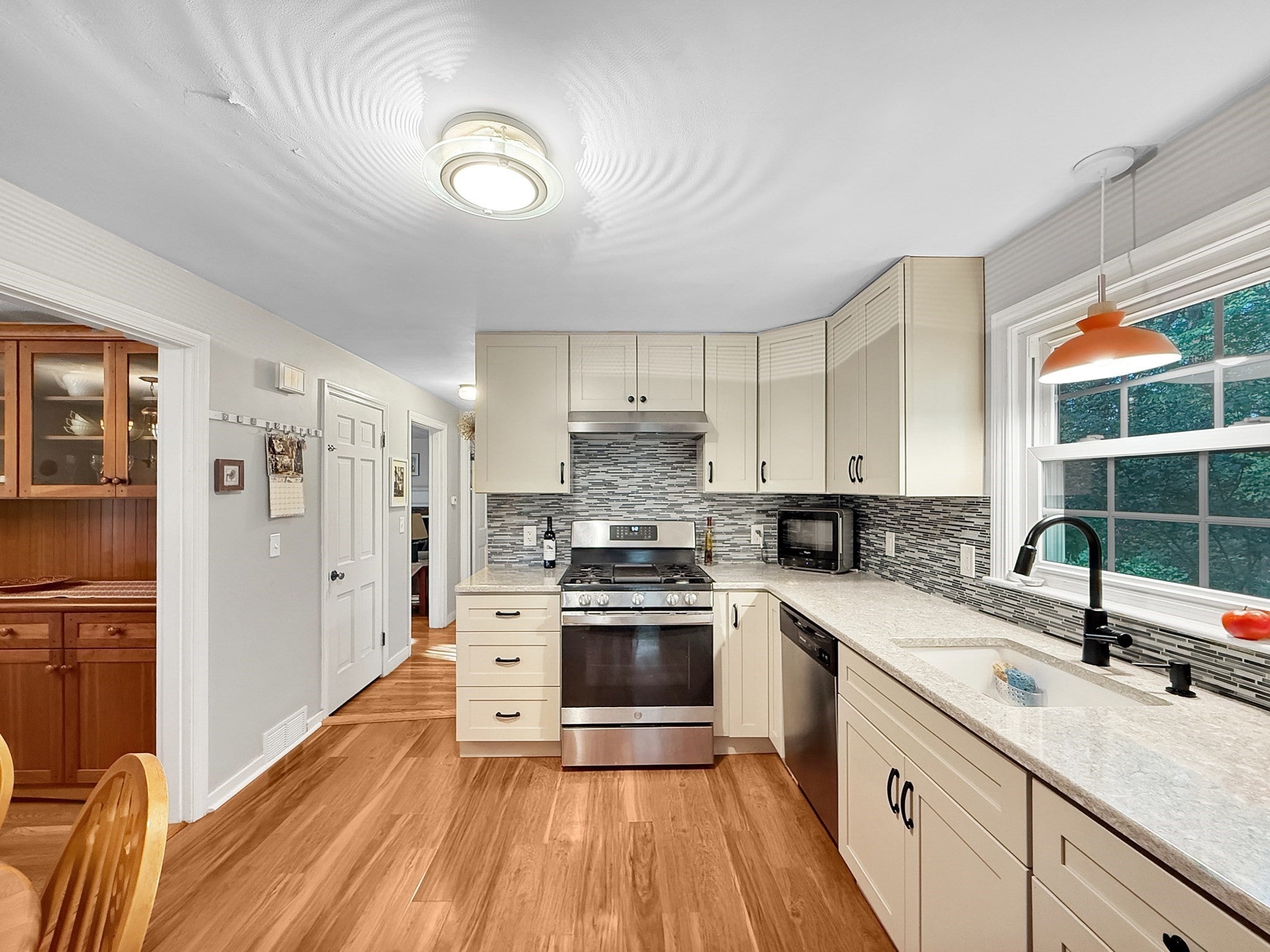 16 Wheeler Rd, Westborough, MA, 16 Wheeler Rd, Westborough, MA Photo #3