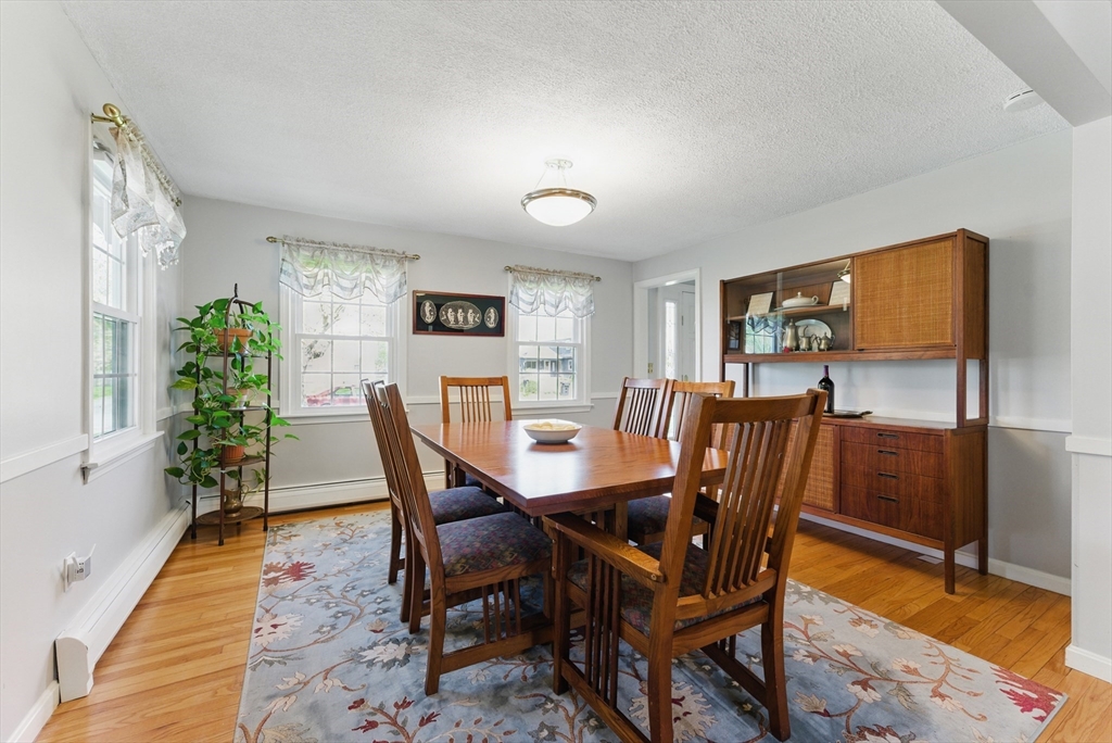 7 Brentwood Drive