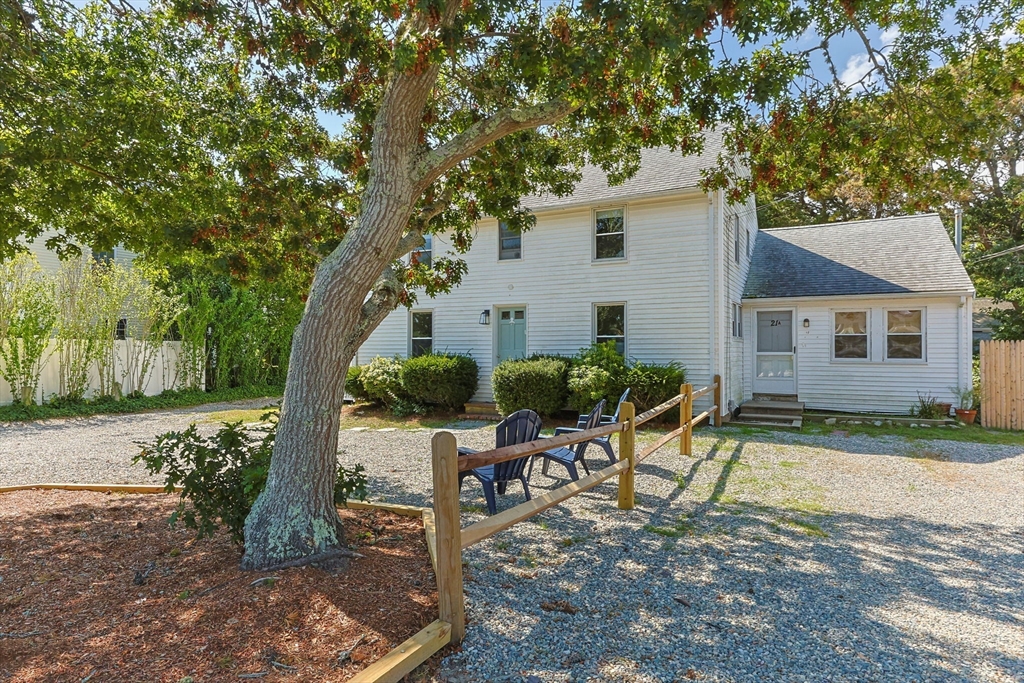 21 Lyndale Rd