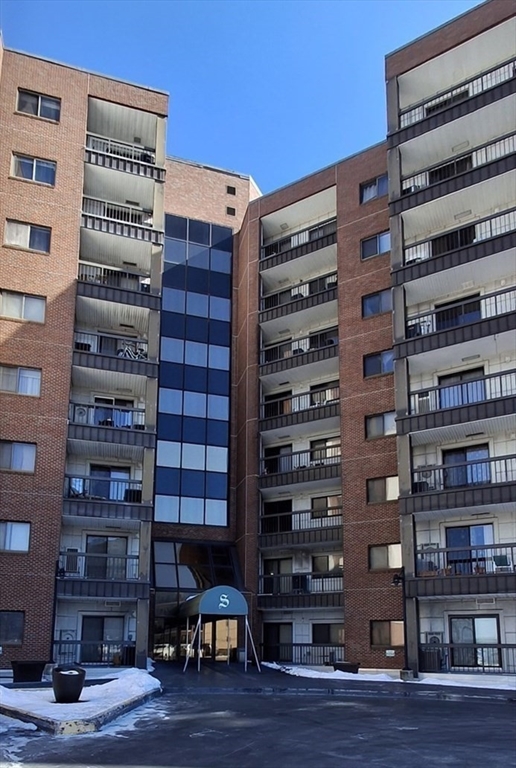 90 Quincy Shore Dr 404