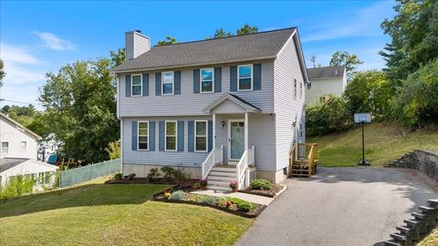 42 Brentwood Road Methuen MA 01844
