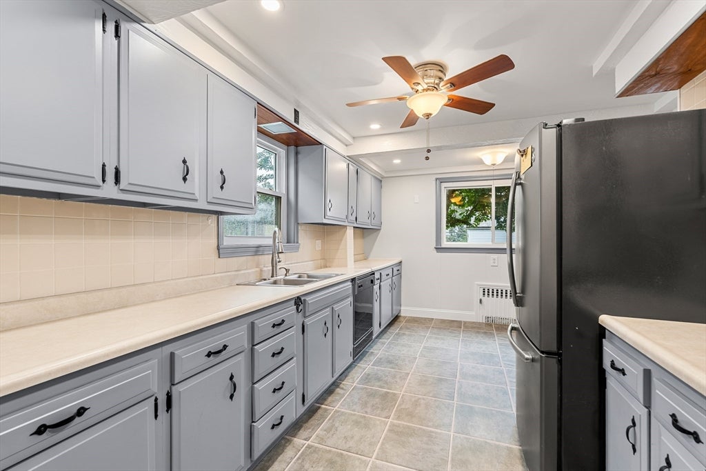 50 Stearns Ave, Medford, MA Photo #16