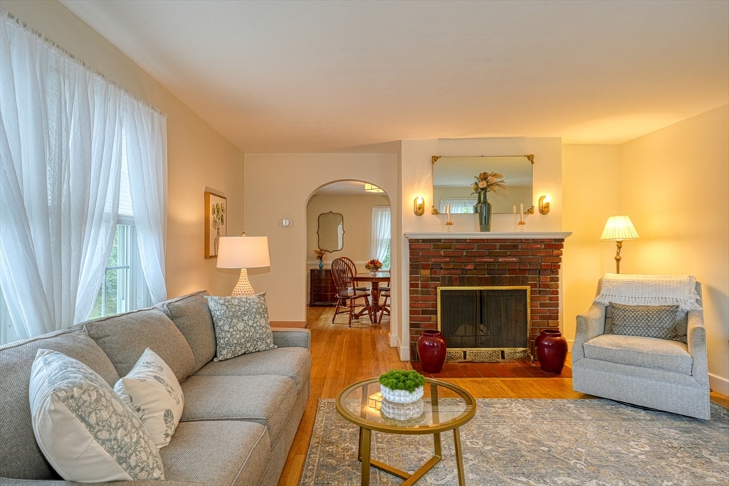49 Prudential Rd