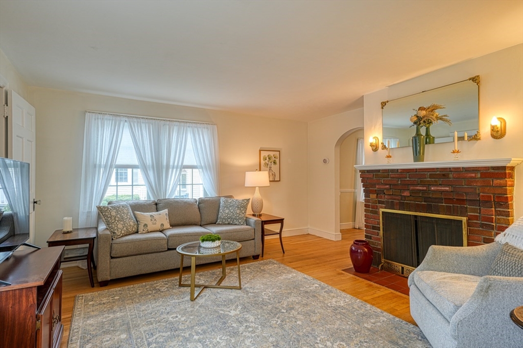 49 Prudential Rd