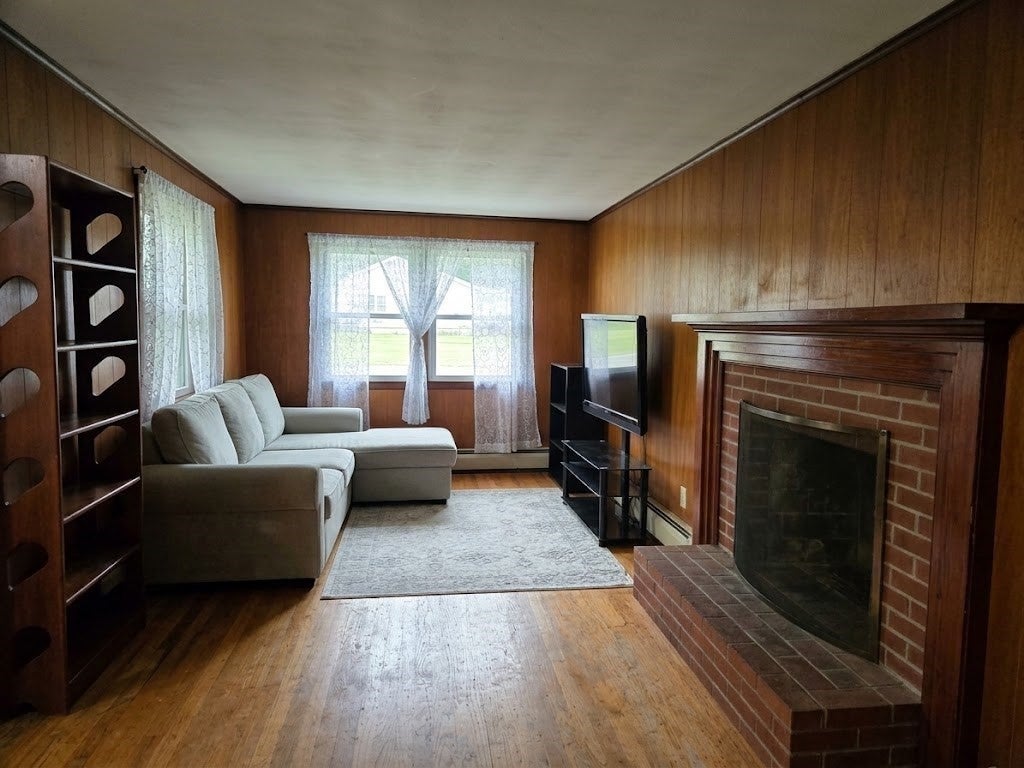 27 Feeding Hills Rd, Southwick, MA Photo #11