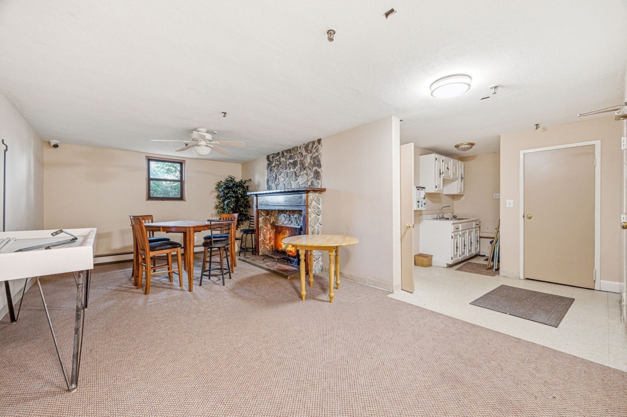 595 Revere Beach Pkwy #40, Revere, MA, 595 Revere Beach Pkwy #40, Revere, MA Photo #23