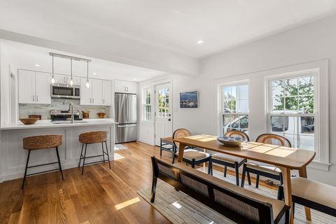 113 Prospect St B Newburyport MA 01950