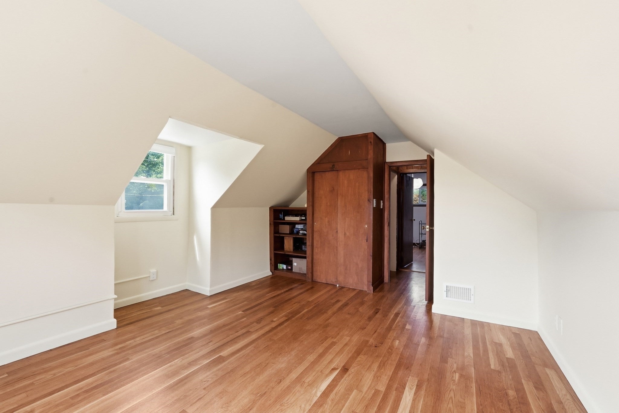 12 Waterman Rd, Auburn, MA, 12 Waterman Rd, Auburn, MA Photo #14