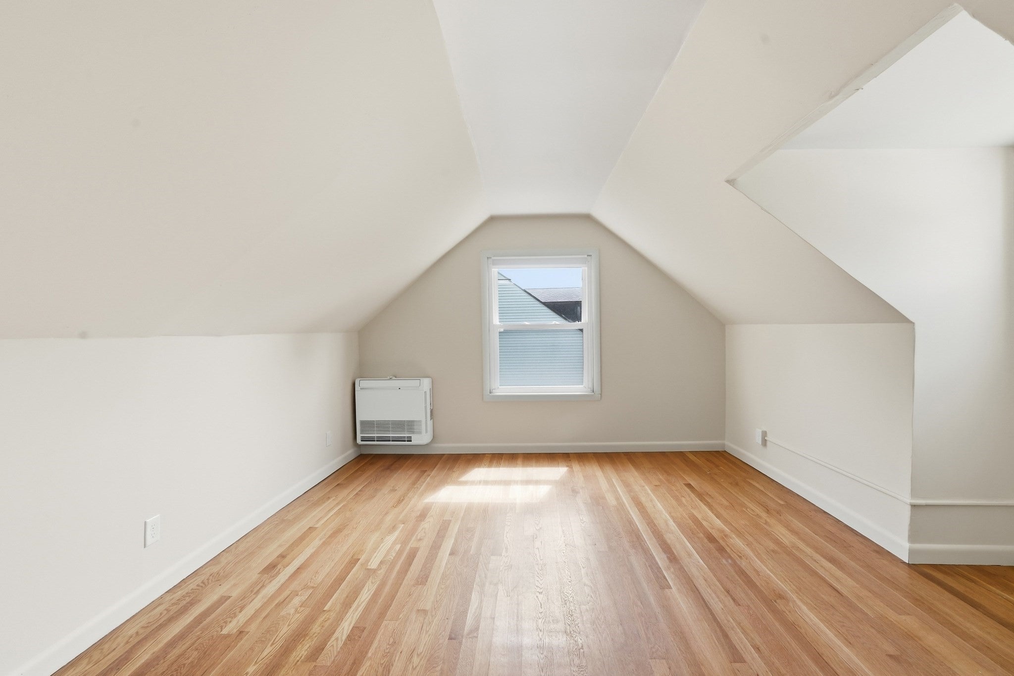 12 Waterman Rd, Auburn, MA, 12 Waterman Rd, Auburn, MA Photo #13
