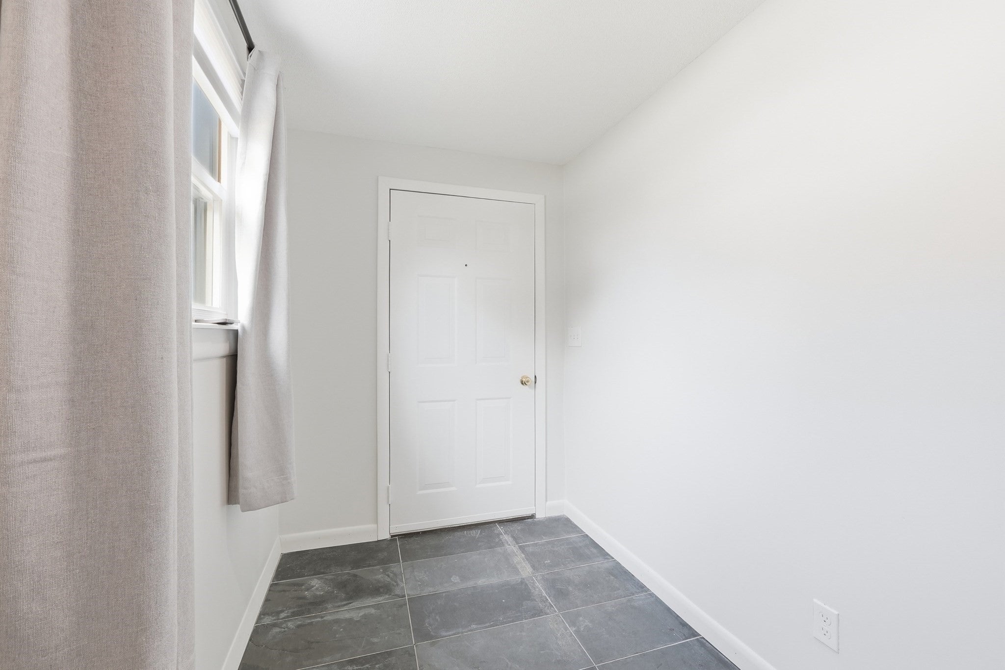 12 Waterman Rd, Auburn, MA, 12 Waterman Rd, Auburn, MA Photo #17