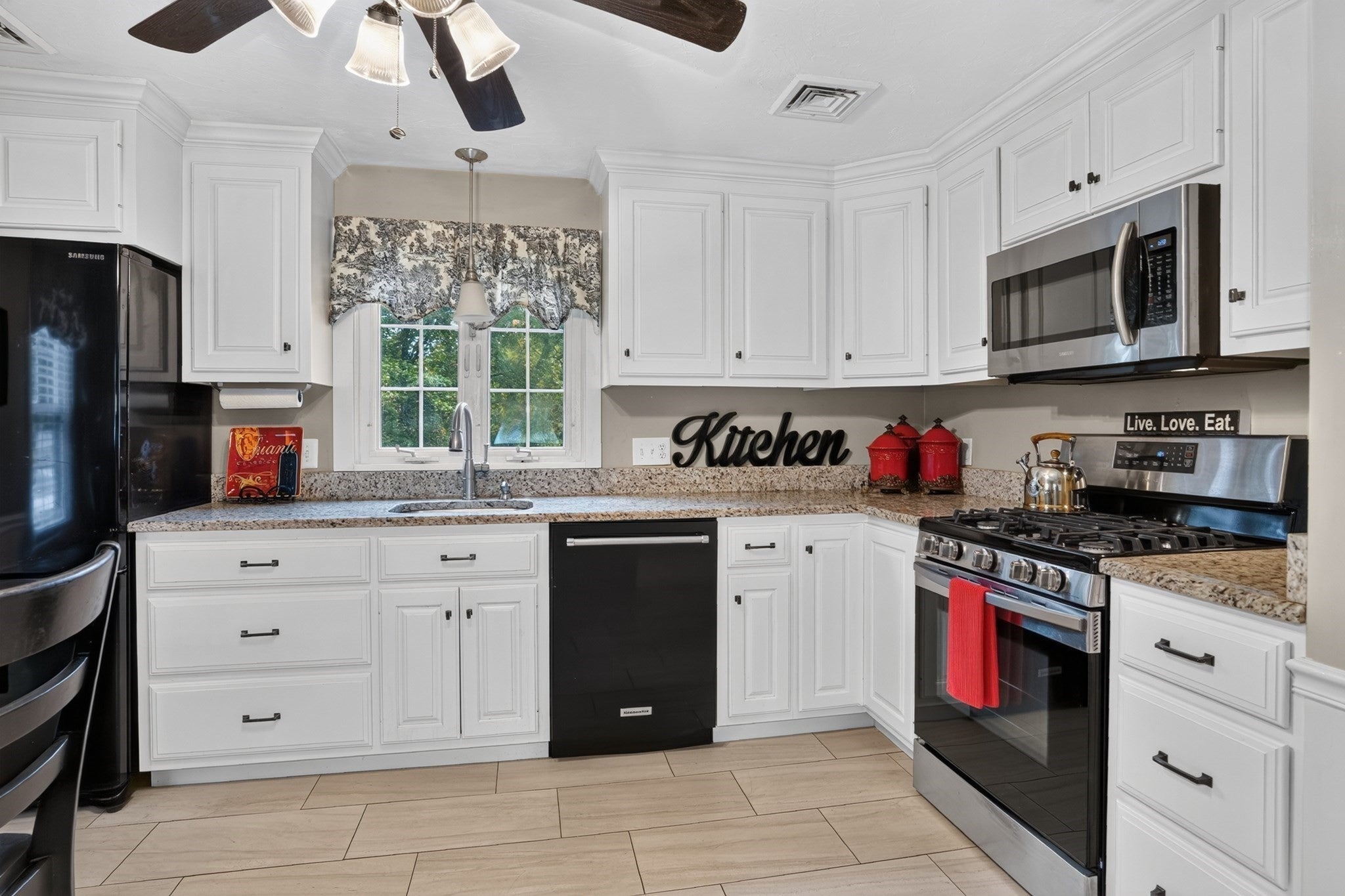 675 Oak Street, Franklin, MA, 675 Oak Street, Franklin, MA Photo #7
