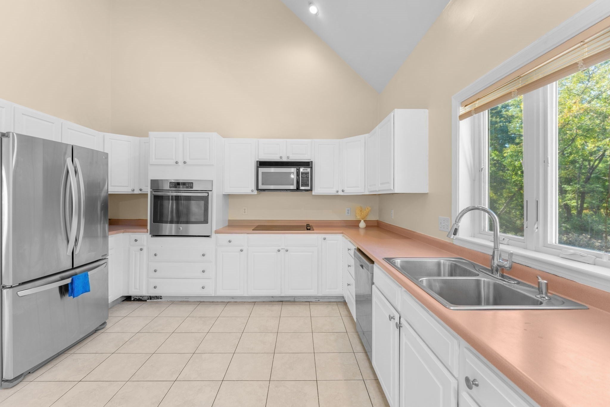 51 Goodnow Ln, Framingham, MA Photo #10