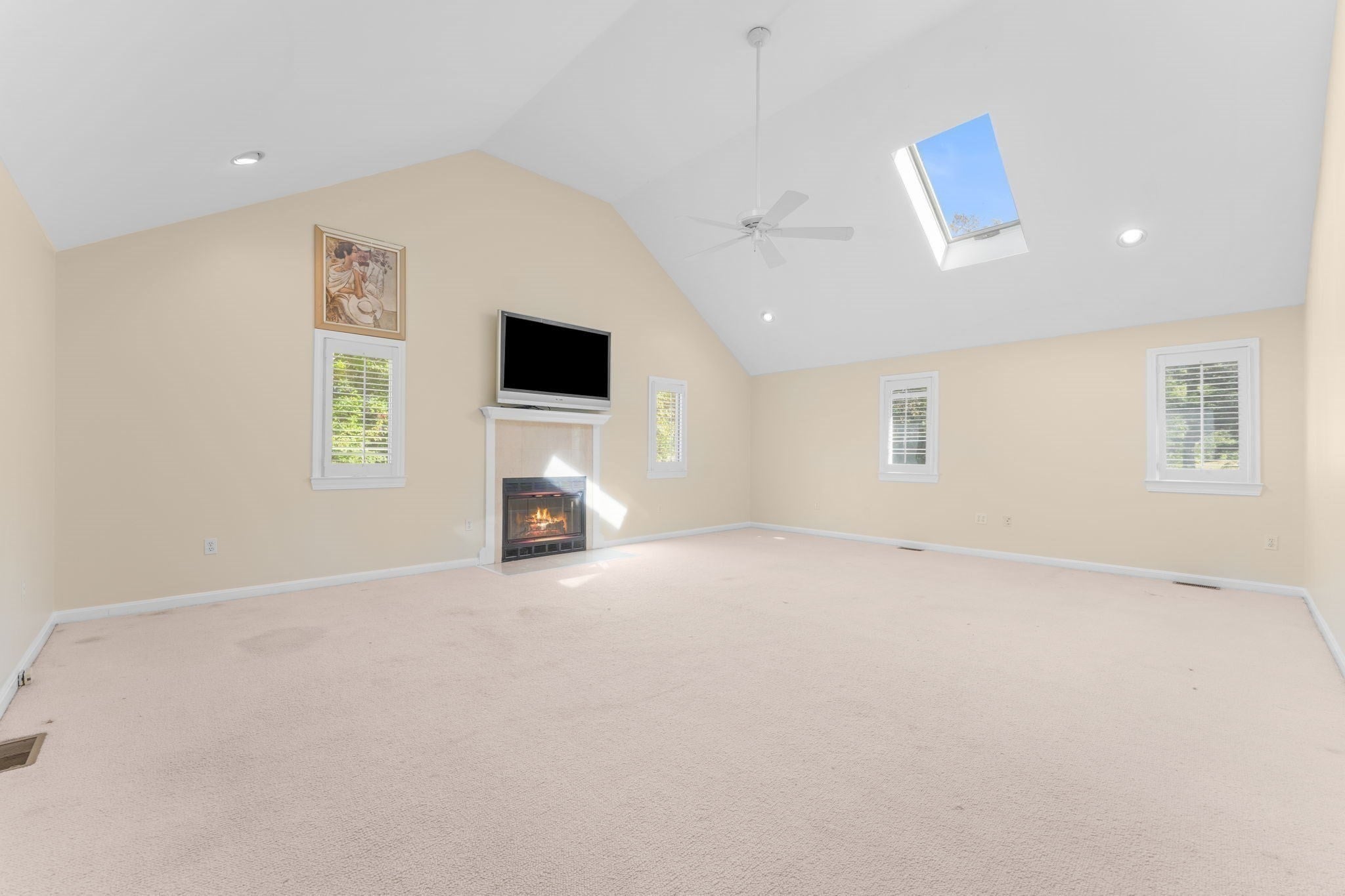 51 Goodnow Ln, Framingham, MA Photo #5