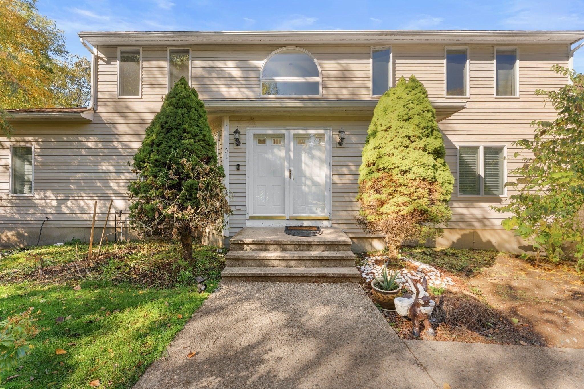 51 Goodnow Ln, Framingham, MA Photo #2