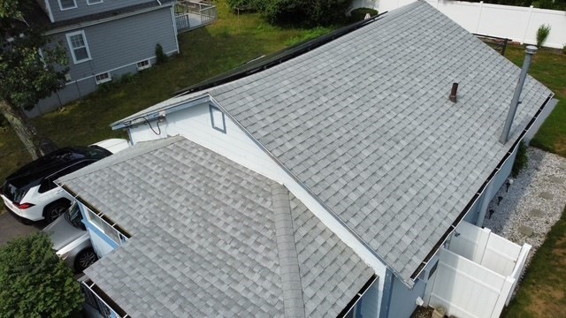 284 Plymouth Ave
