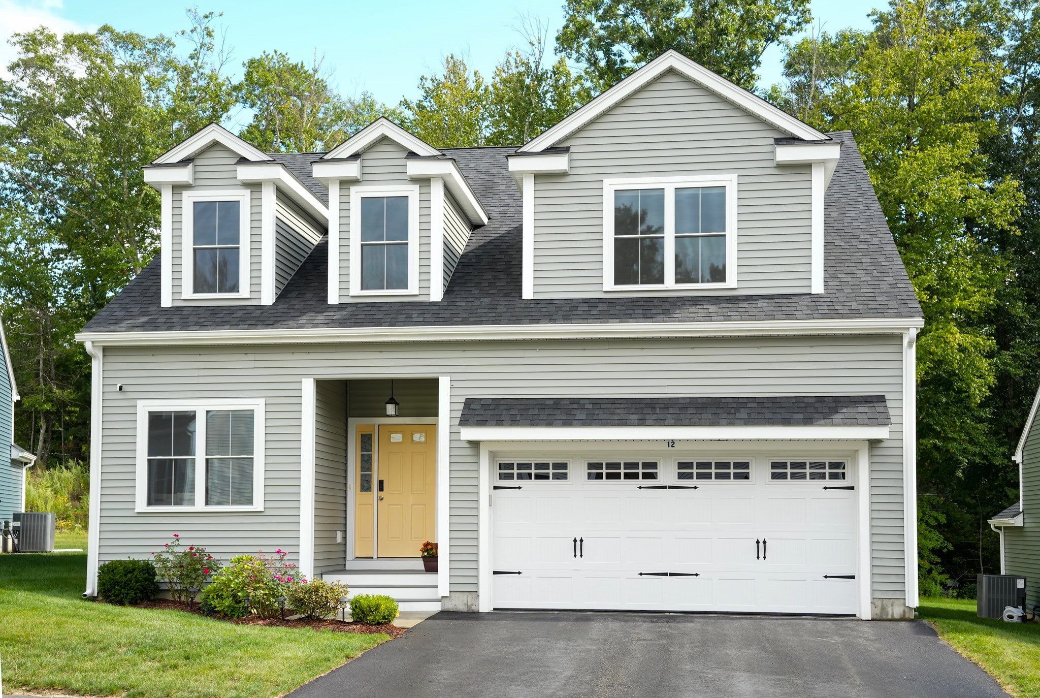 Photo of 12 Kodiak Ln, Milford, MA