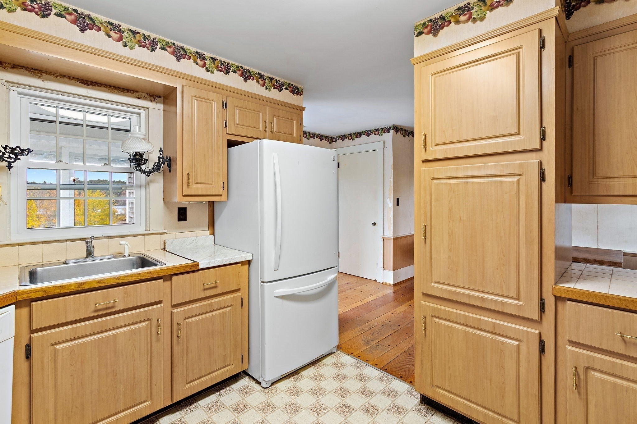 28 Lake St, Acushnet, MA, 28 Lake St, Acushnet, MA Photo #19