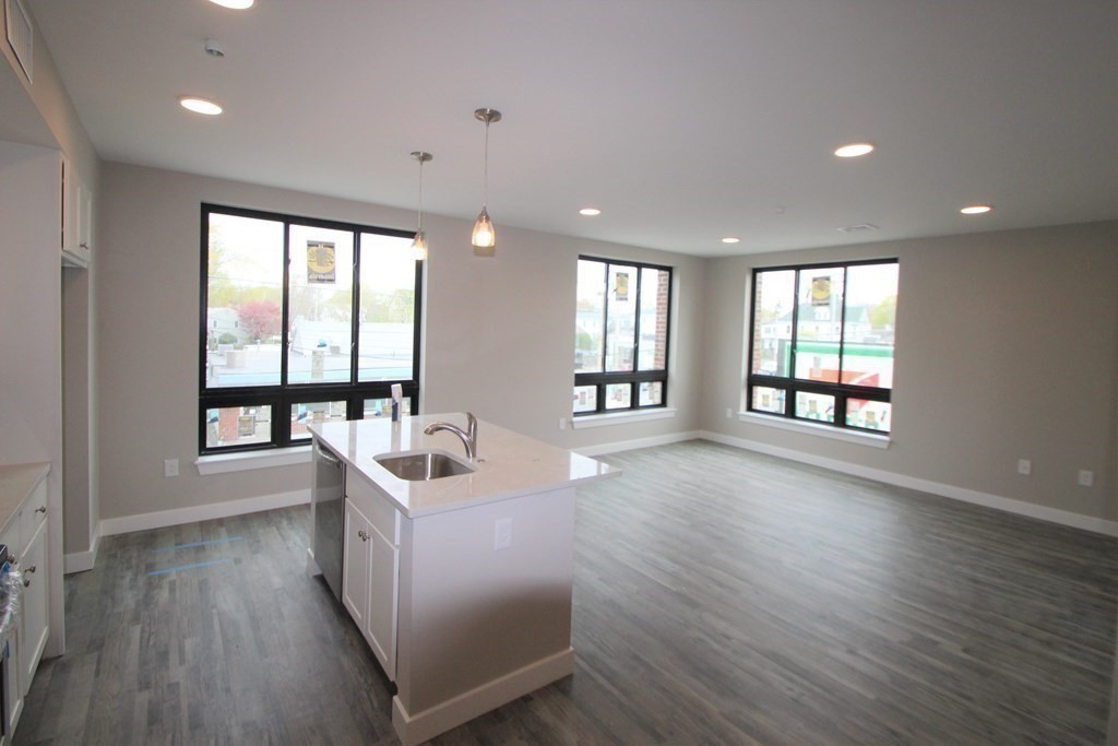 629 Washington Street 307