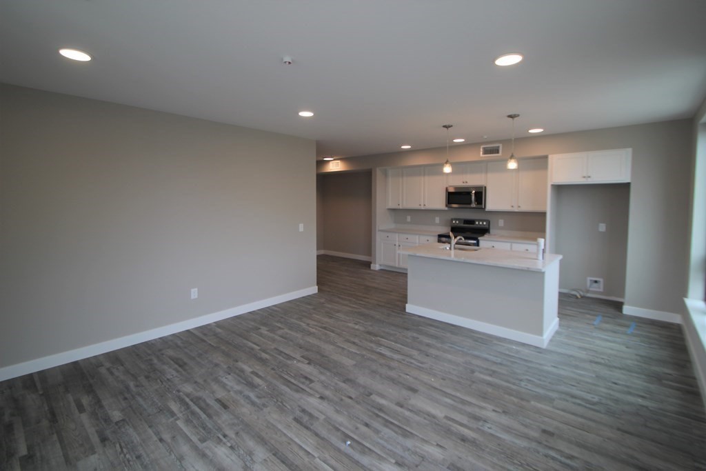 629 Washington Street 307