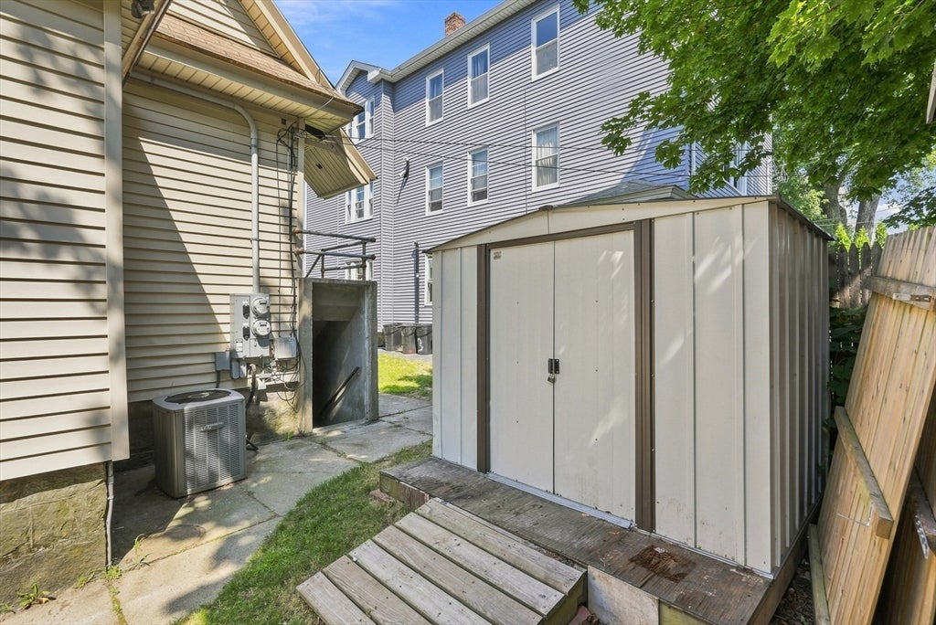 179 Pilgrim Ave, Worcester, MA, 179 Pilgrim Ave, Worcester, MA Photo #42