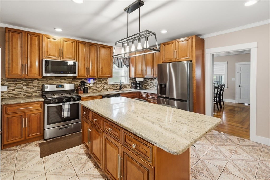 177-179 Pilgrim Ave, Worcester, MA, 177-179 Pilgrim Ave, Worcester, MA Photo #7