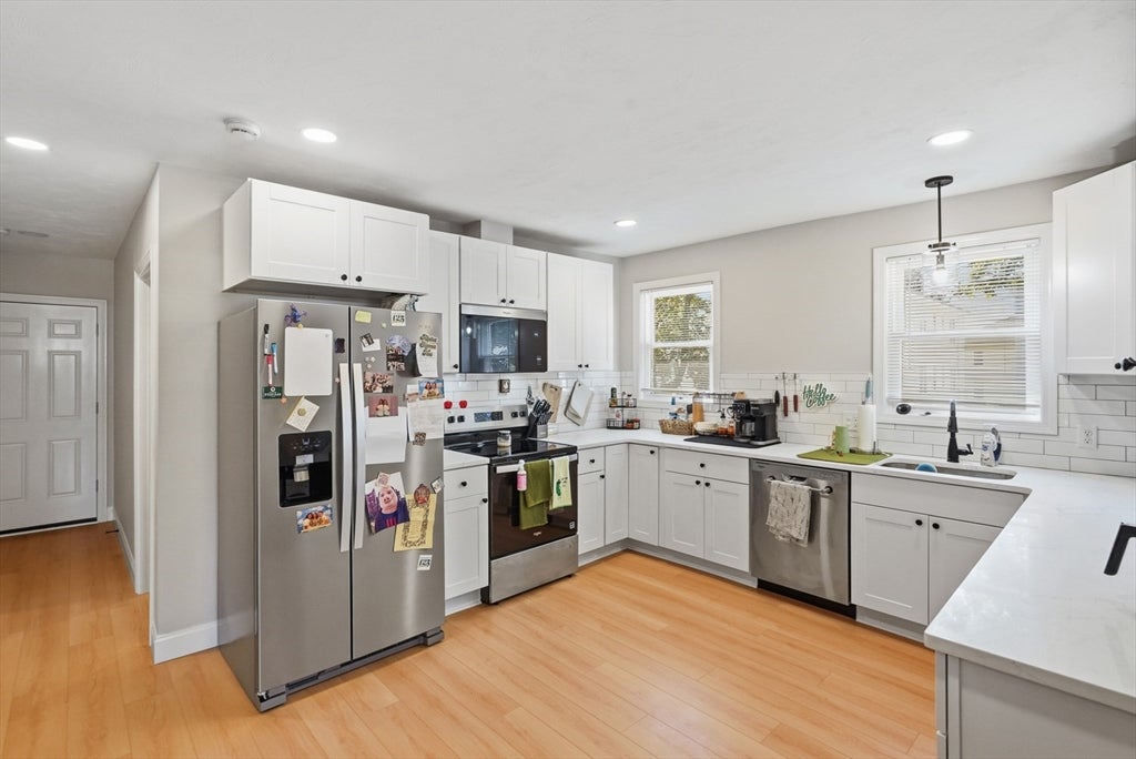 177-179 Pilgrim Ave, Worcester, MA, 177-179 Pilgrim Ave, Worcester, MA Photo #30