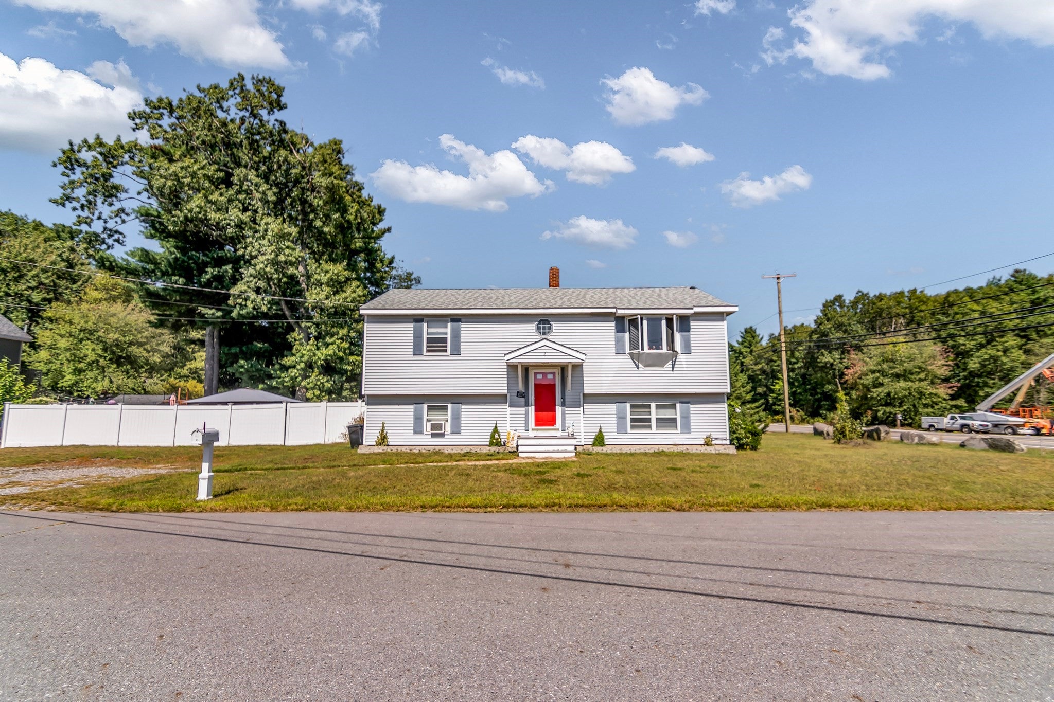 2 Pine St