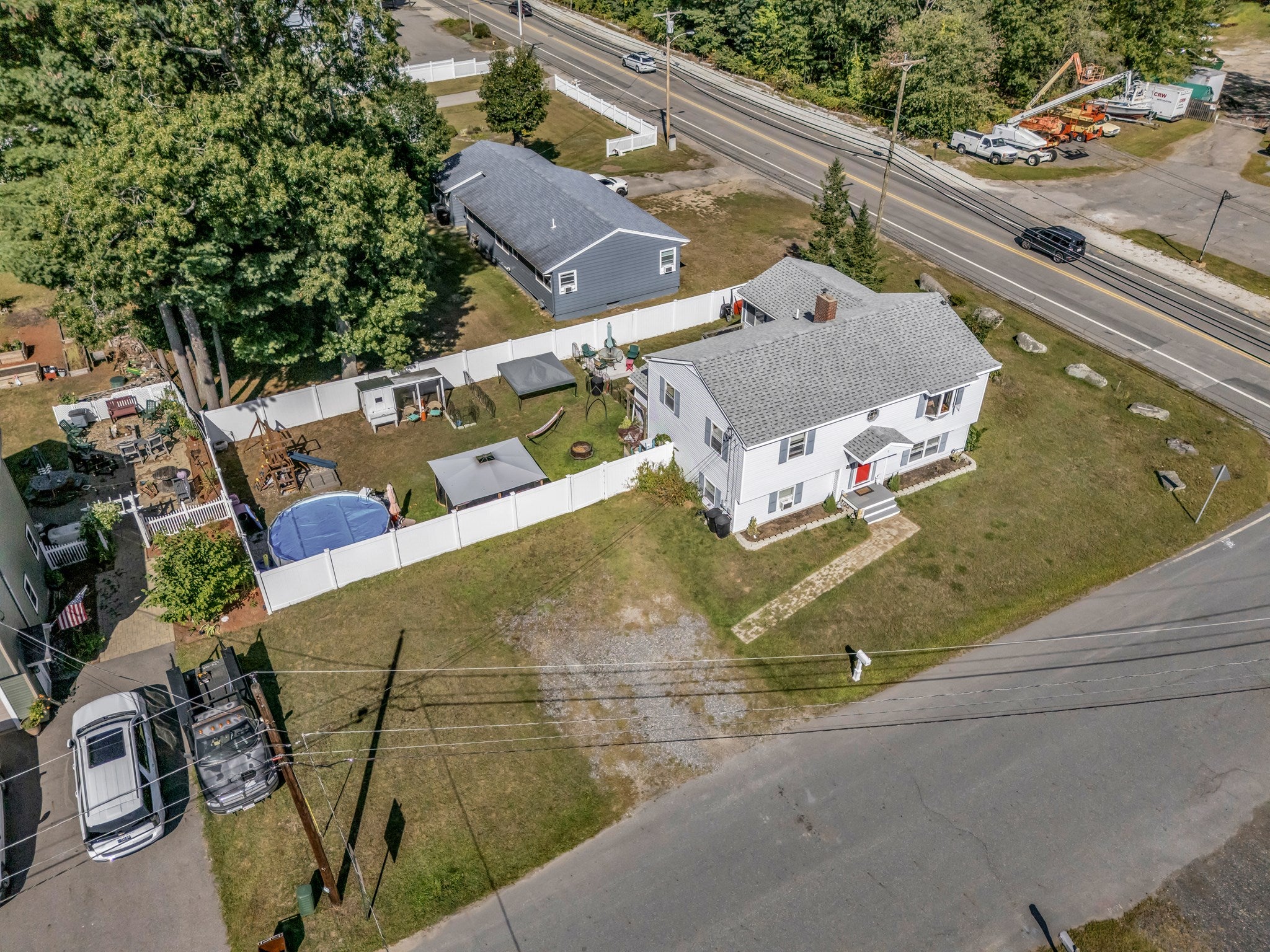 2 Pine St