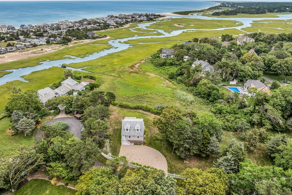 4 Arrowhead Cir