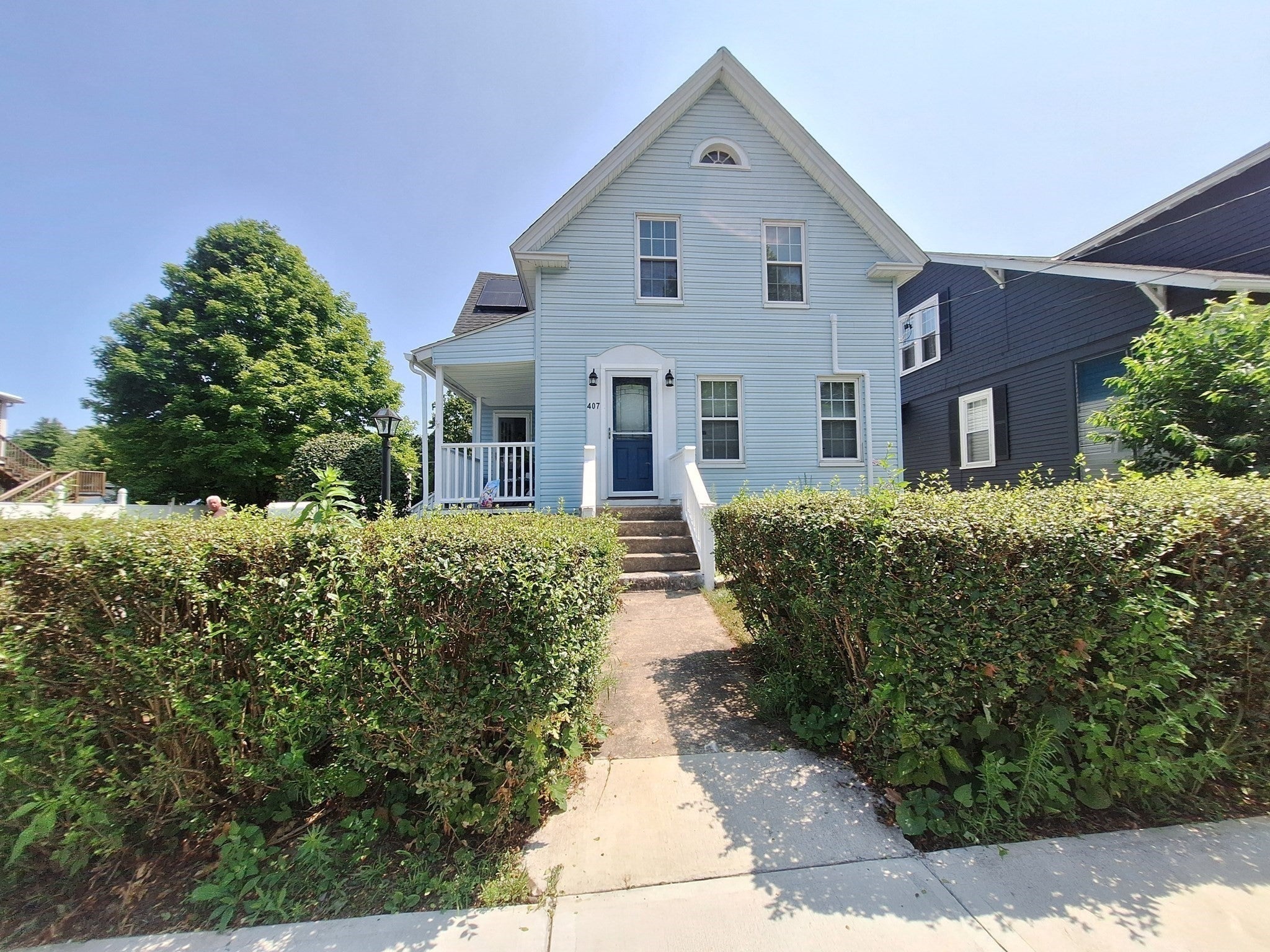 407 Clarendon St