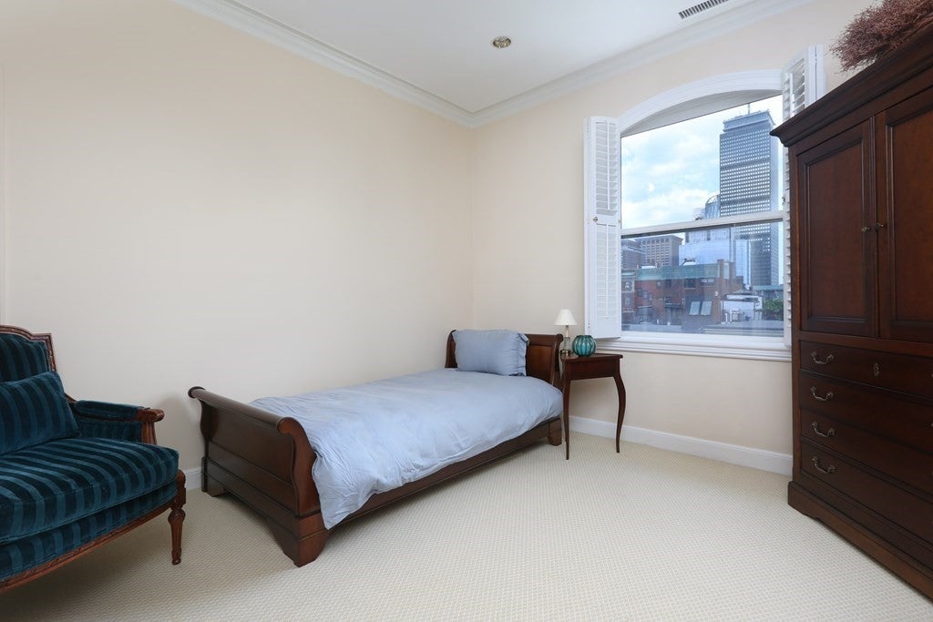 412 Beacon Street #9, Boston, MA Photo #14