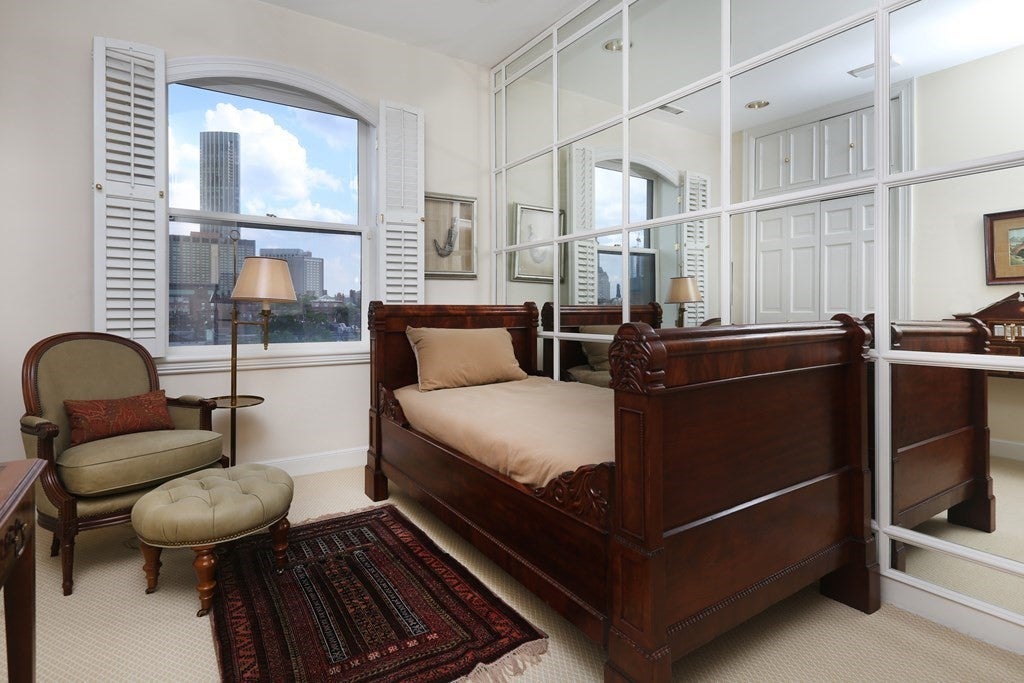 412 Beacon Street #9, Boston, MA Photo #13