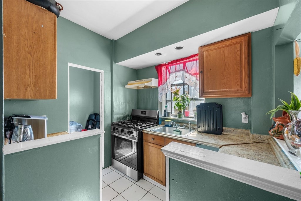 101 Eutaw Ave, Lynn, MA Photo #17