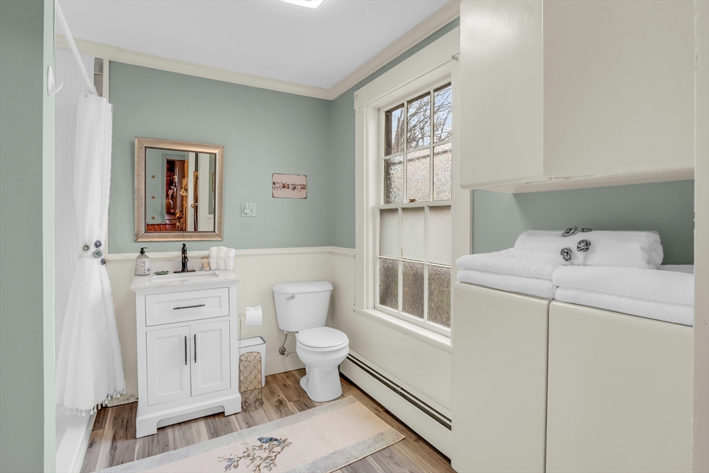 205c Main St 3