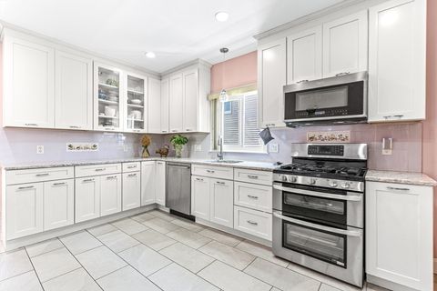 28 Shapley Ave 1 Medford MA 02155