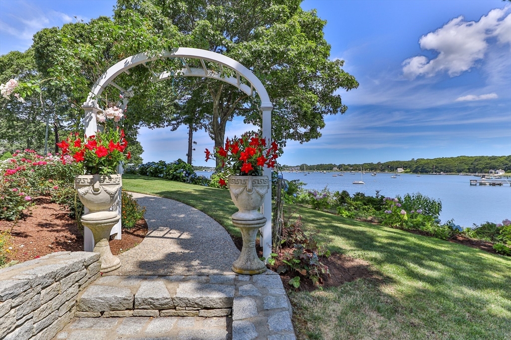 Barnstable, Massachusetts 02655, United States, 5 Bedrooms Bedrooms, ,6 BathroomsBathrooms,Residential,Active,225219