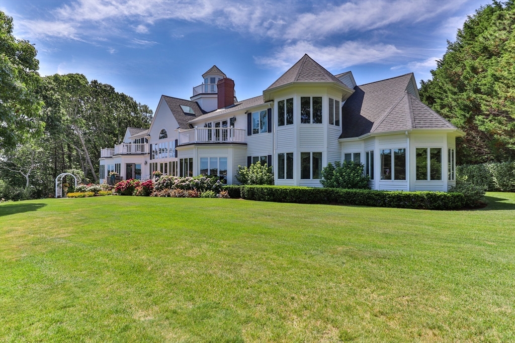Barnstable, Massachusetts 02655, United States, 5 Bedrooms Bedrooms, ,6 BathroomsBathrooms,Residential,Active,225219