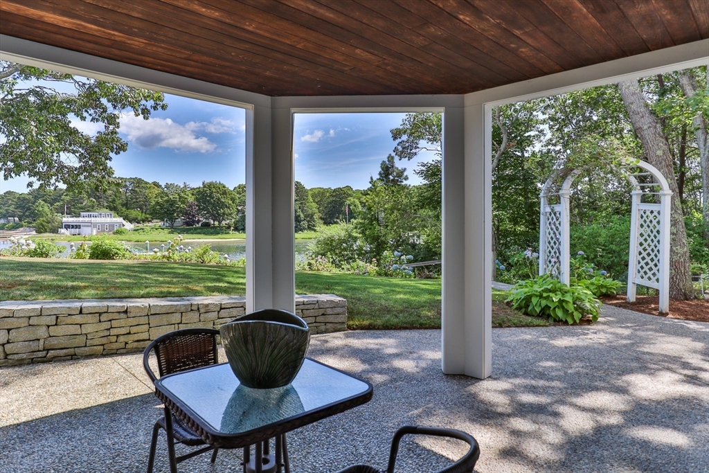 Barnstable, Massachusetts 02655, United States, 5 Bedrooms Bedrooms, ,6 BathroomsBathrooms,Residential,Active,225219