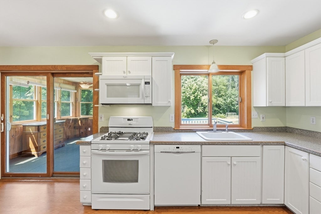 15 Thompson Rd, Hubbardston, MA, 15 Thompson Rd, Hubbardston, MA Photo #20
