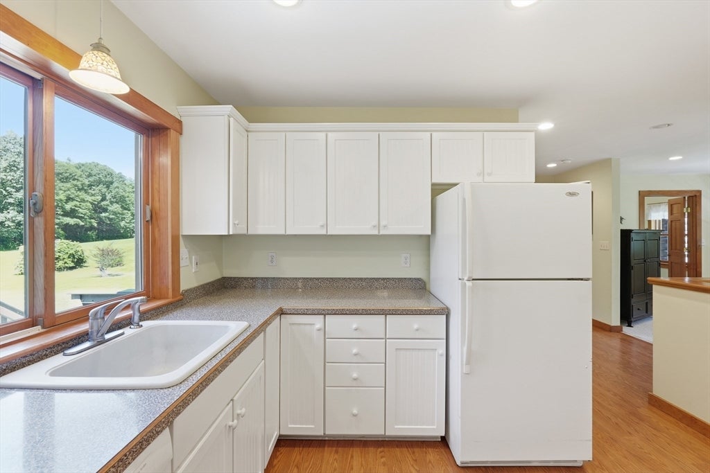15 Thompson Rd, Hubbardston, MA, 15 Thompson Rd, Hubbardston, MA Photo #21