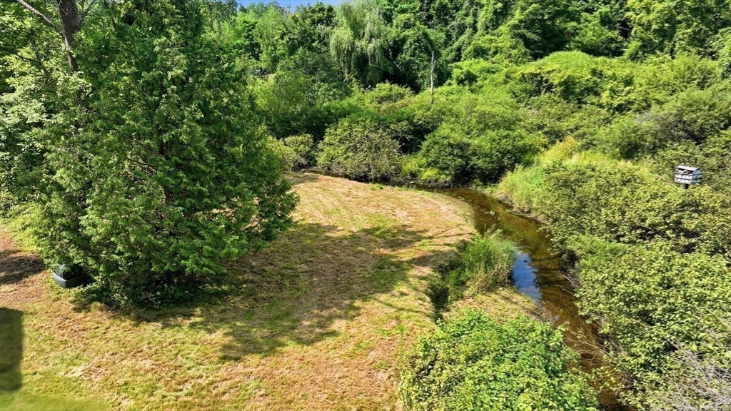 7 Depot Rd, Williamsburg, MA Photo #25