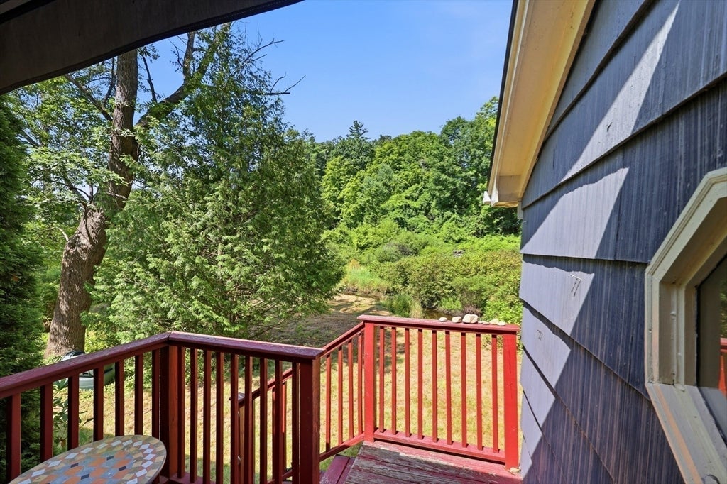 7 Depot Rd, Williamsburg, MA Photo #24