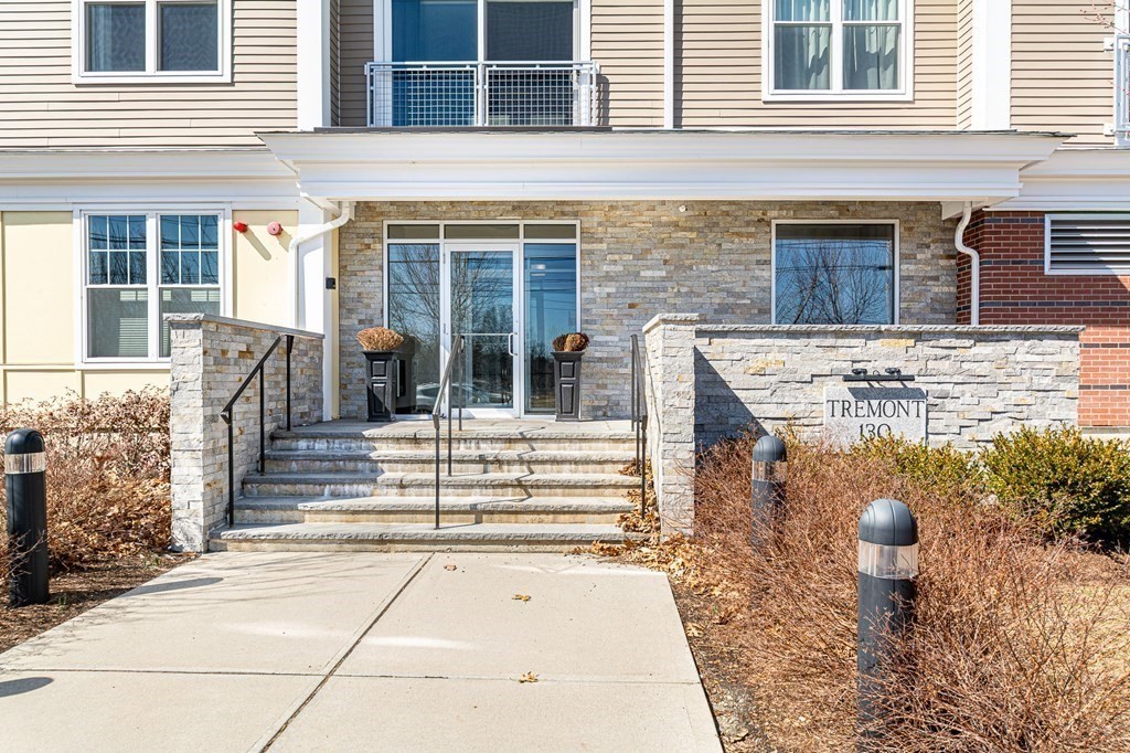 130 Tremont St 402