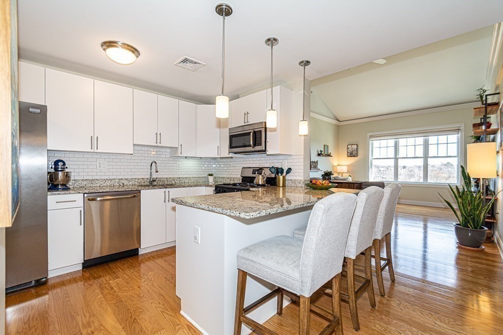 130 Tremont St 402