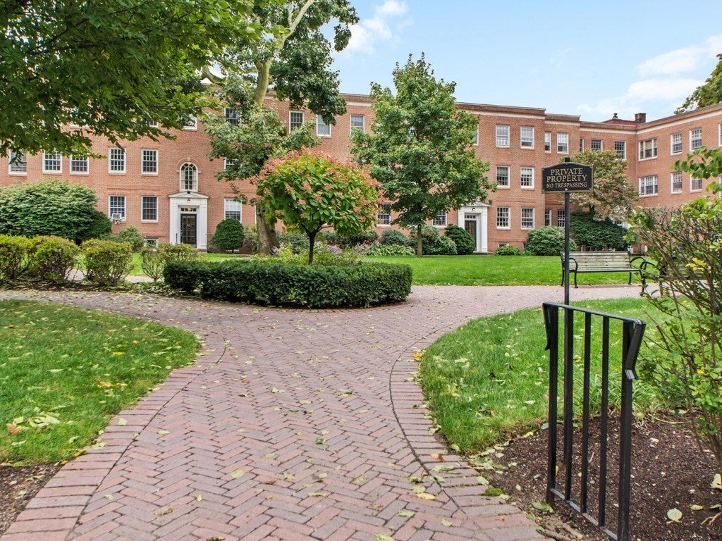 46 Browne St #5, Brookline, MA, 46 Browne St #5, Brookline, MA Photo #17