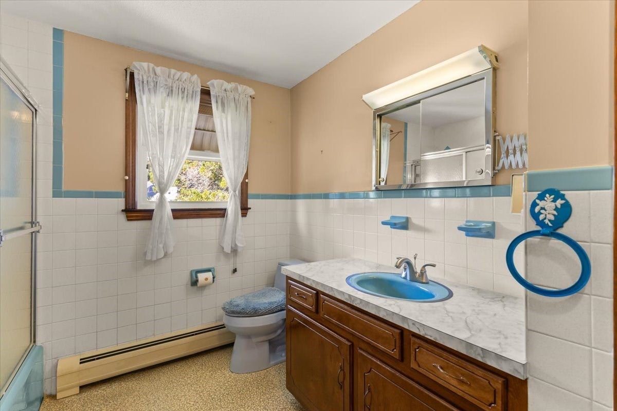 18 Wildwood Ave, Taunton, MA, 18 Wildwood Ave, Taunton, MA Photo #24