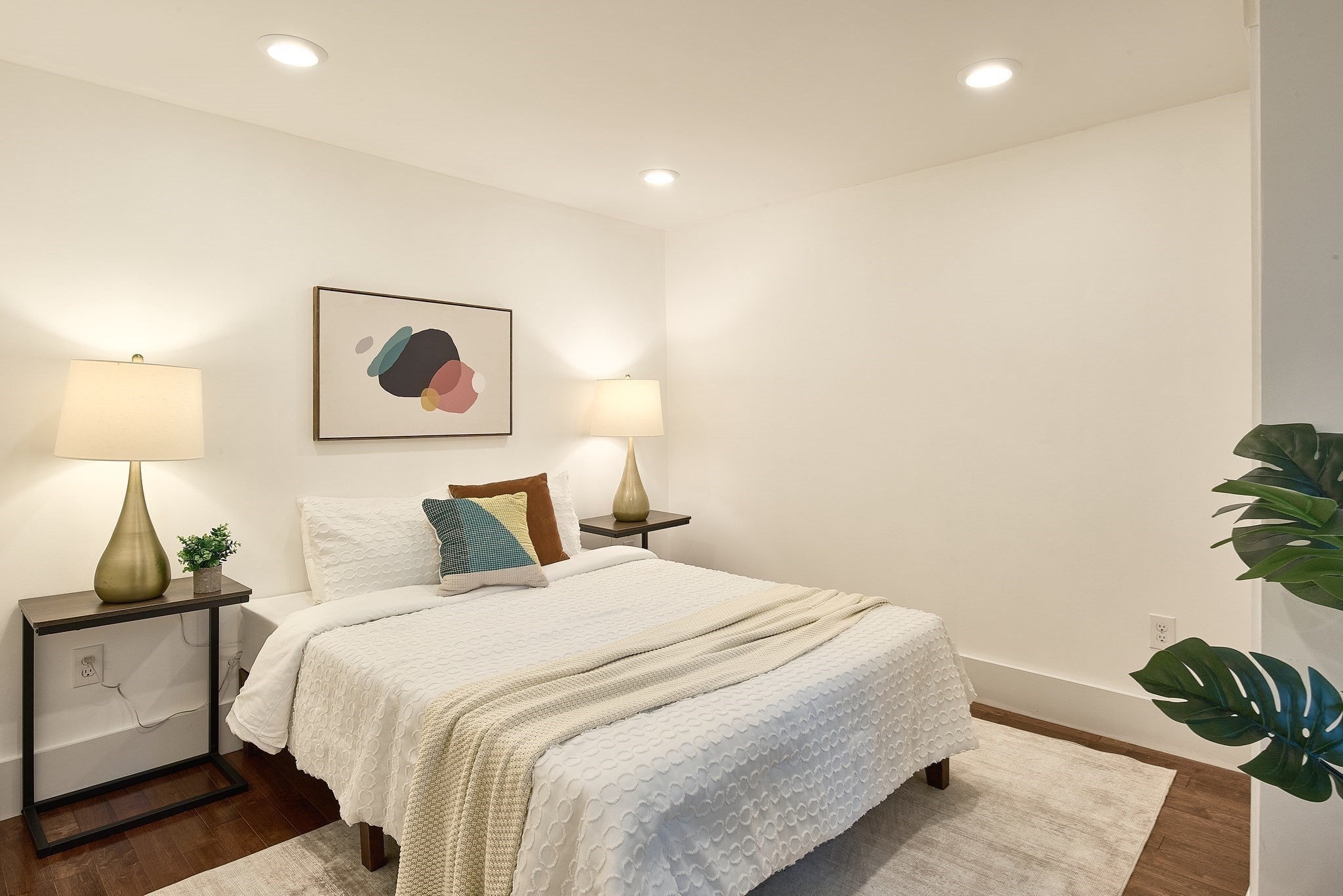 2 Auburn Ave 2