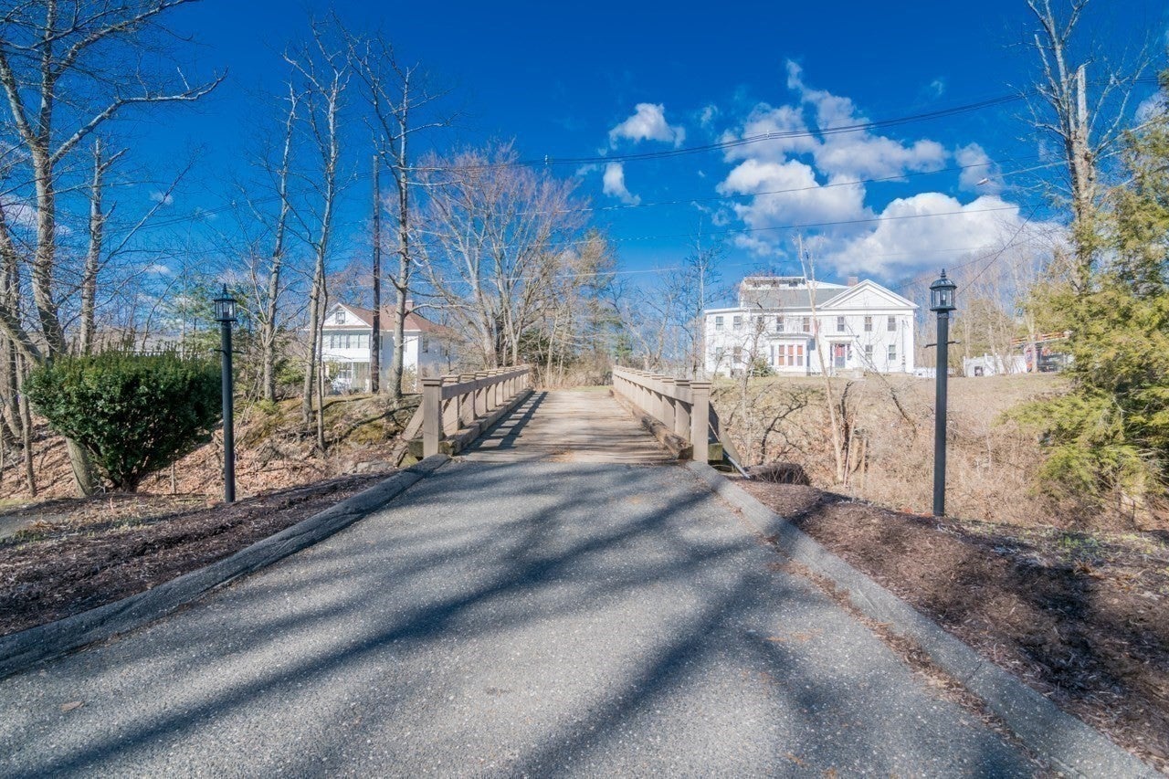 124 College Street #2, South Hadley, MA, 124 College Street #2, South Hadley, MA Photo #16